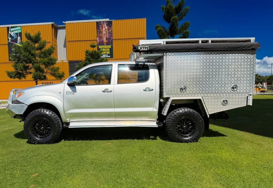 2008 SR5 Hilux - ABN Finance done easy 2.jpg